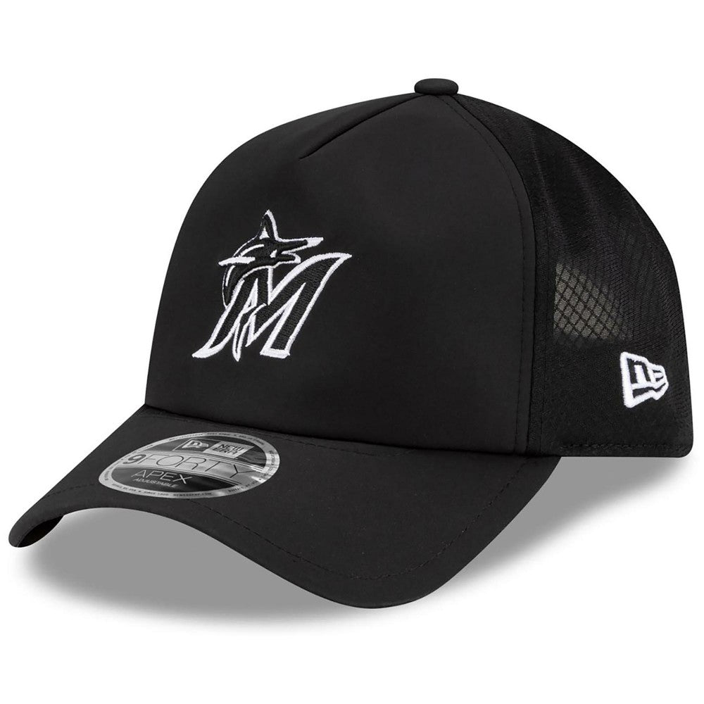 Miami Marlins 2026 Batting Practice Apex 9FORTY Adjustable Trucker Hat Black | New Era