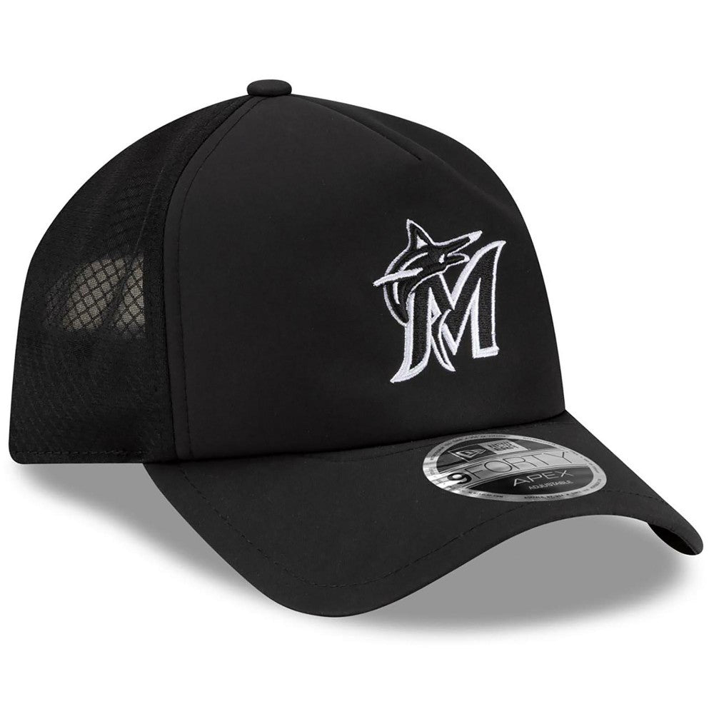 Miami Marlins 2026 Batting Practice Apex 9FORTY Adjustable Trucker Hat Black | New Era