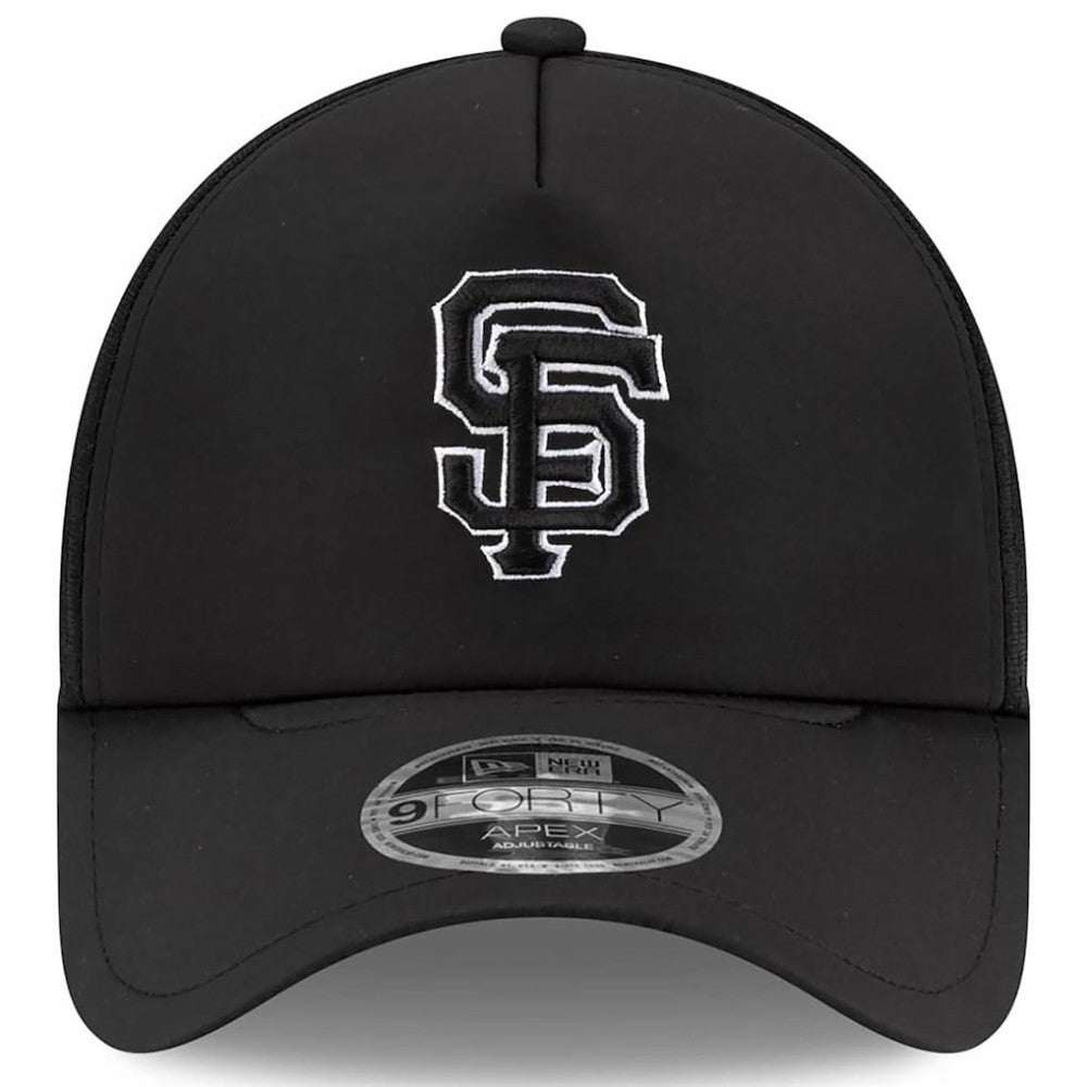 San Francisco Giants 2026 Batting Practice Apex 9FORTY Adjustable Trucker Hat Black | New Era