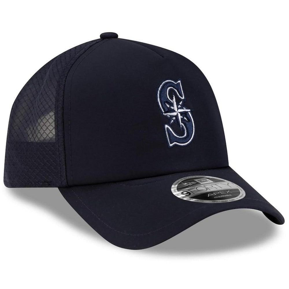 Seattle Mariners 2026 Batting Practice Apex 9FORTY Adjustable Trucker Hat Navy | New Era