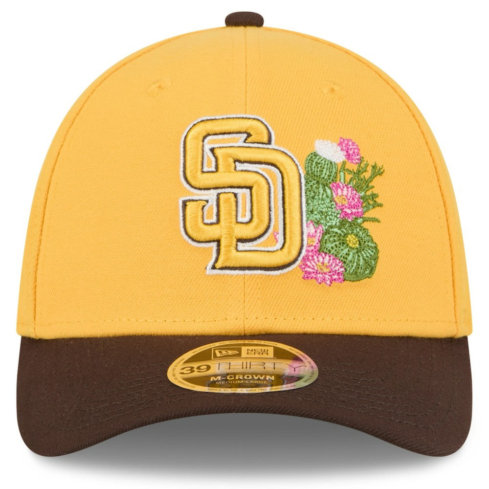 San Diego Padres 2026 Spring Training M-Crown 39THIRTY Flex Hat Gold/Brown | New Era