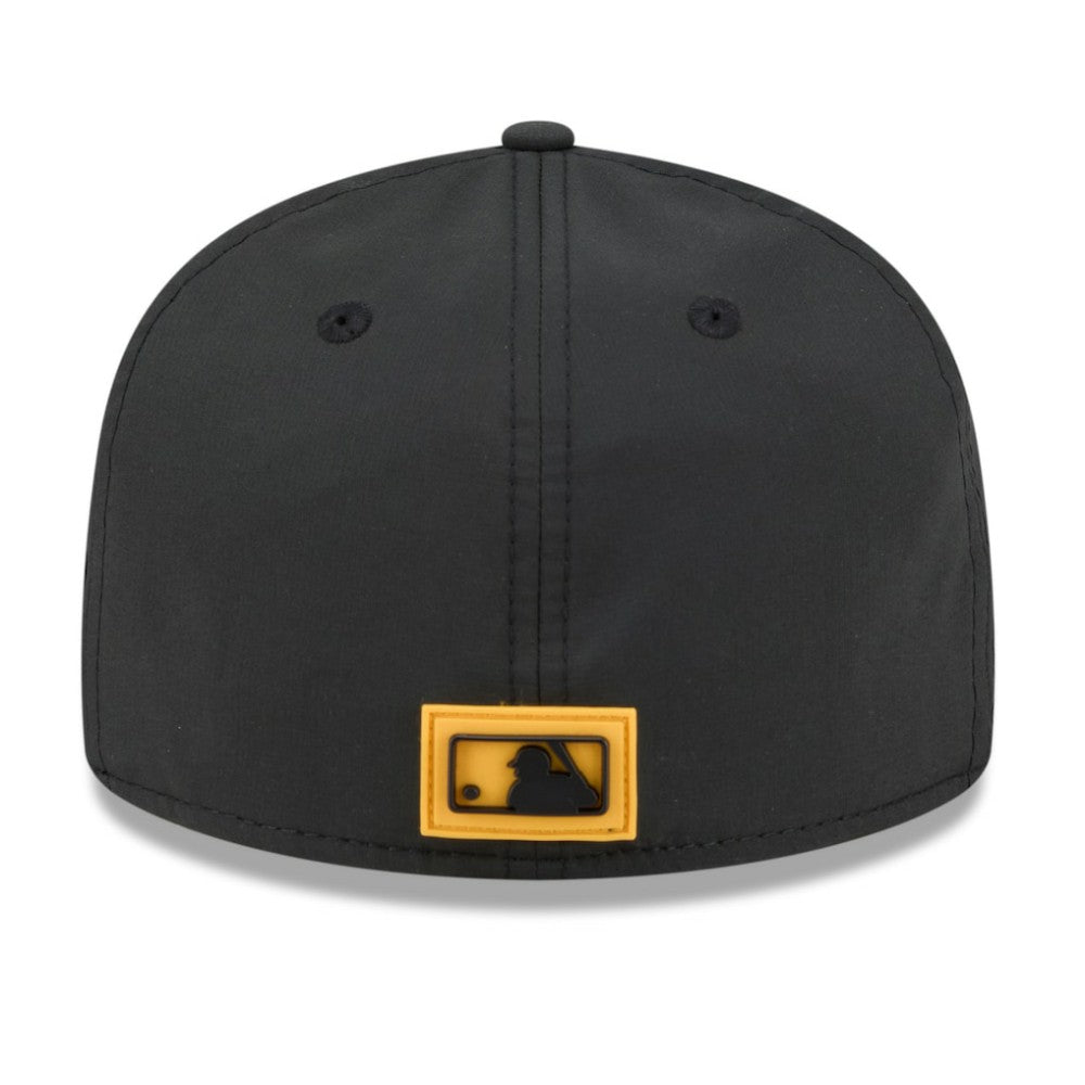Pittsburgh Pirates 2026 Clubhouse 59FIFTY Fitted Hat Black | New Era