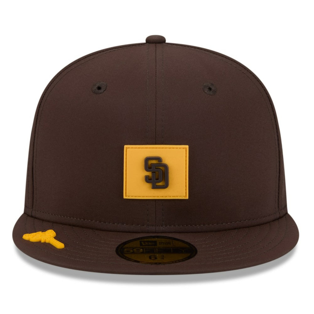 San Diego Padres 2026 Clubhouse 59FIFTY Fitted Hat Brown | New Era