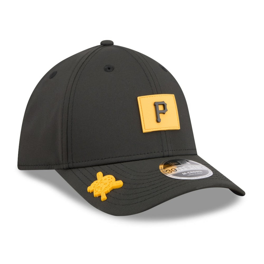 Pittsburgh Pirates 2026 Clubhouse M-Crown 39THIRTY Flex Hat Black | New Era