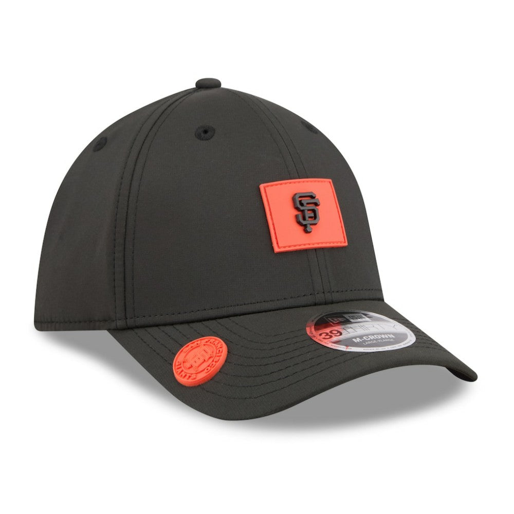 San Francisco Giants 2026 Clubhouse M-Crown 39THIRTY Flex Hat Black | New Era