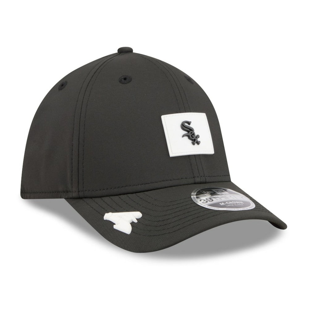 Chicago White Sox 2026 Clubhouse M-Crown 39THIRTY Flex Hat Black | New Era
