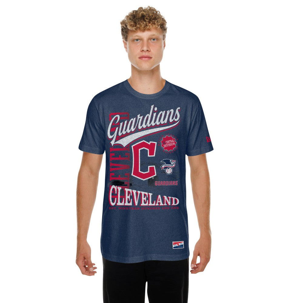 Cleveland Guardians  Oversized Throwback Distressed T-Shirt Navy | New Era