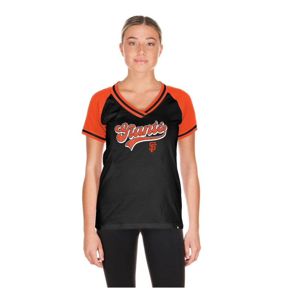 San Francisco Giants Women's Gameday V-Neck T-Shirt Black | New Era