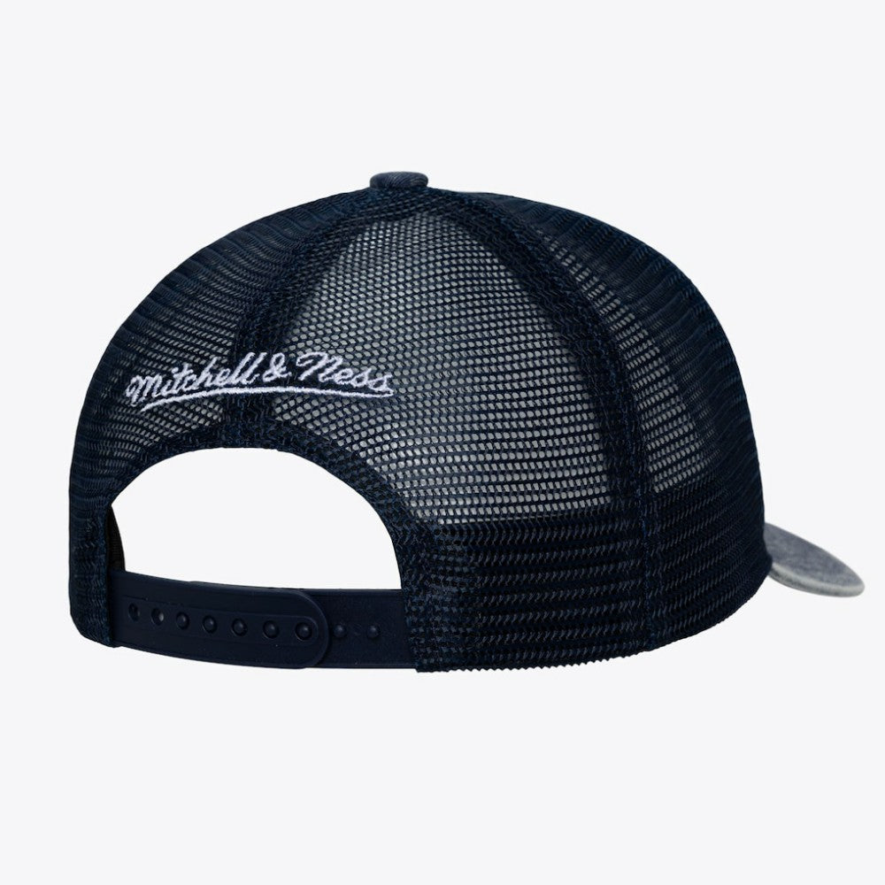 New York Yankees Unisex Gameday Adjustable Trucker Hat Navy | Mitchell & Ness