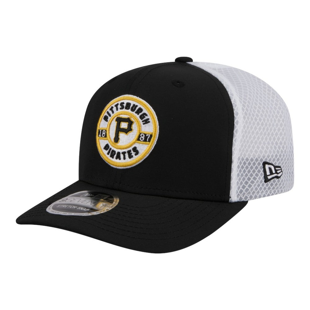 Pittsburgh Pirates Active 9SEVENTY Adjustable Trucker Hat Black | New Era