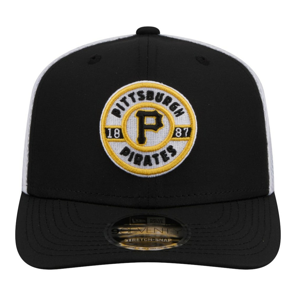 Pittsburgh Pirates Active 9SEVENTY Adjustable Trucker Hat Black | New Era