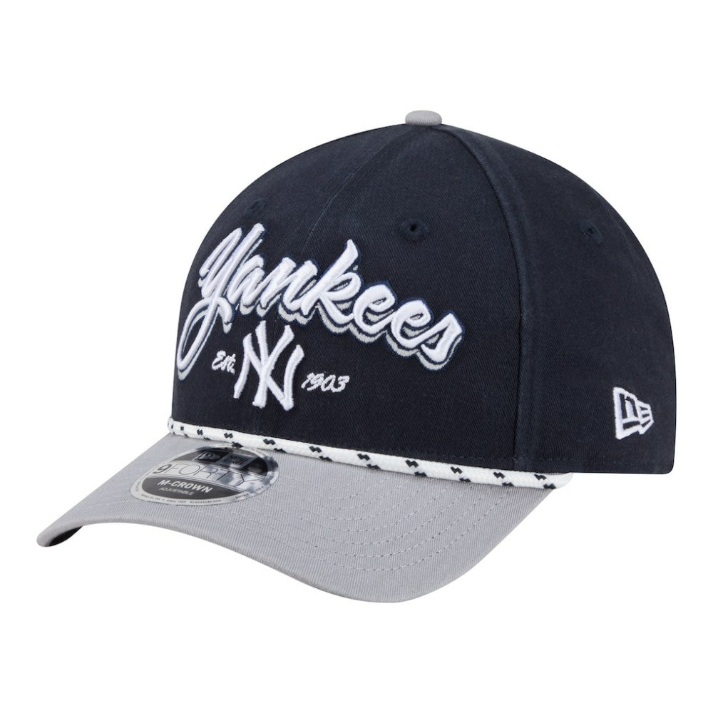 New York Yankees Team Loyal 9FORTY M-Crown Adjustable Hat Navy/Gray | New Era
