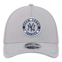 New York Yankees Patch 39THIRTY A-Frame M-Crown Perforated Flex Hat Gray | New Era