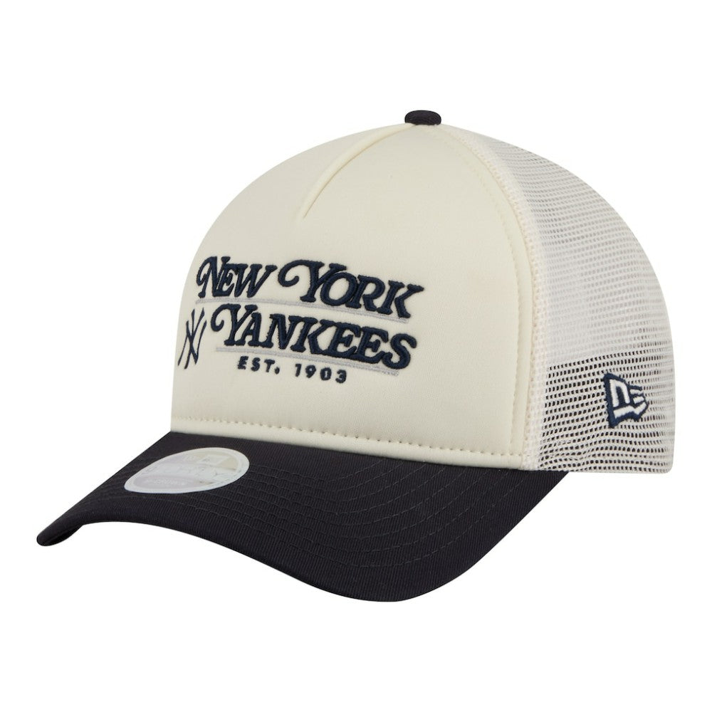 New York Yankees Women's Retro 9FORTY M-Crown A-Frame Trucker Adjustable Hat Light Beige/Navy | New Era