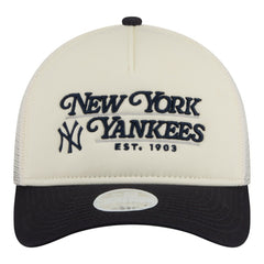 New York Yankees Women's Retro 9FORTY M-Crown A-Frame Trucker Adjustable Hat Light Beige/Navy | New Era