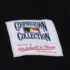San Francisco Giants Women's Cooperstown Collection Phantom Cropped T-Shirt Black | Mitchell & Ness