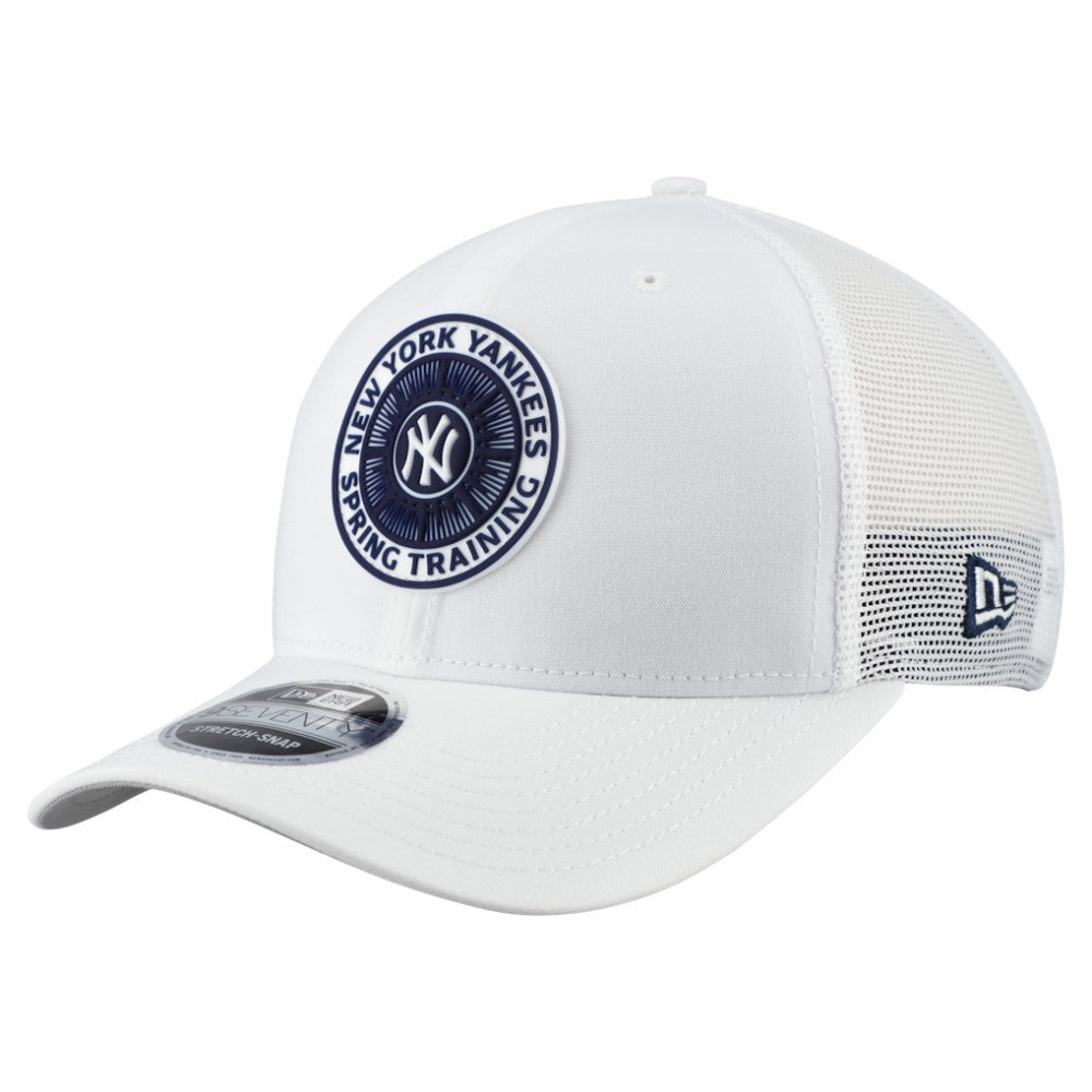 New York Yankees 2026 Spring Training Fan Pack 9SEVENTY Adjustable Trucker Hat White | New Era