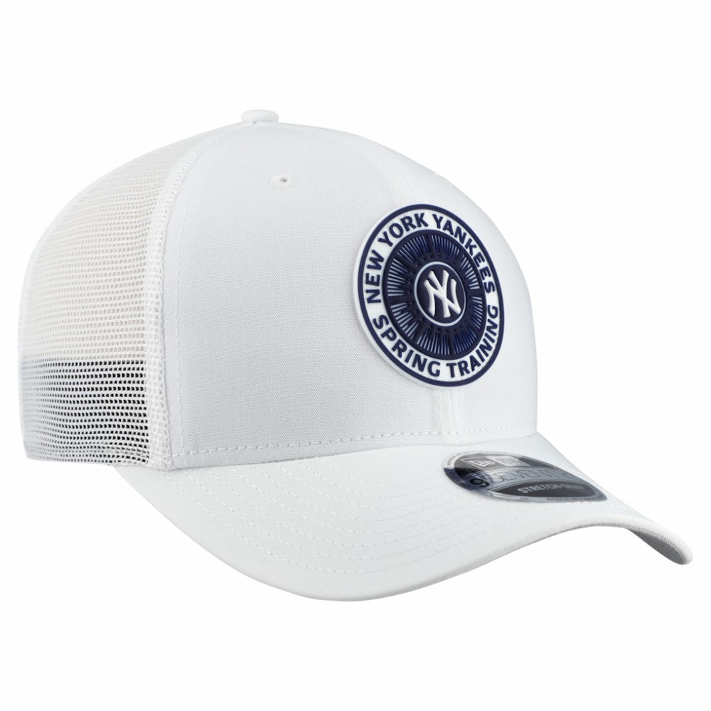 New York Yankees 2026 Spring Training Fan Pack 9SEVENTY Adjustable Trucker Hat White | New Era