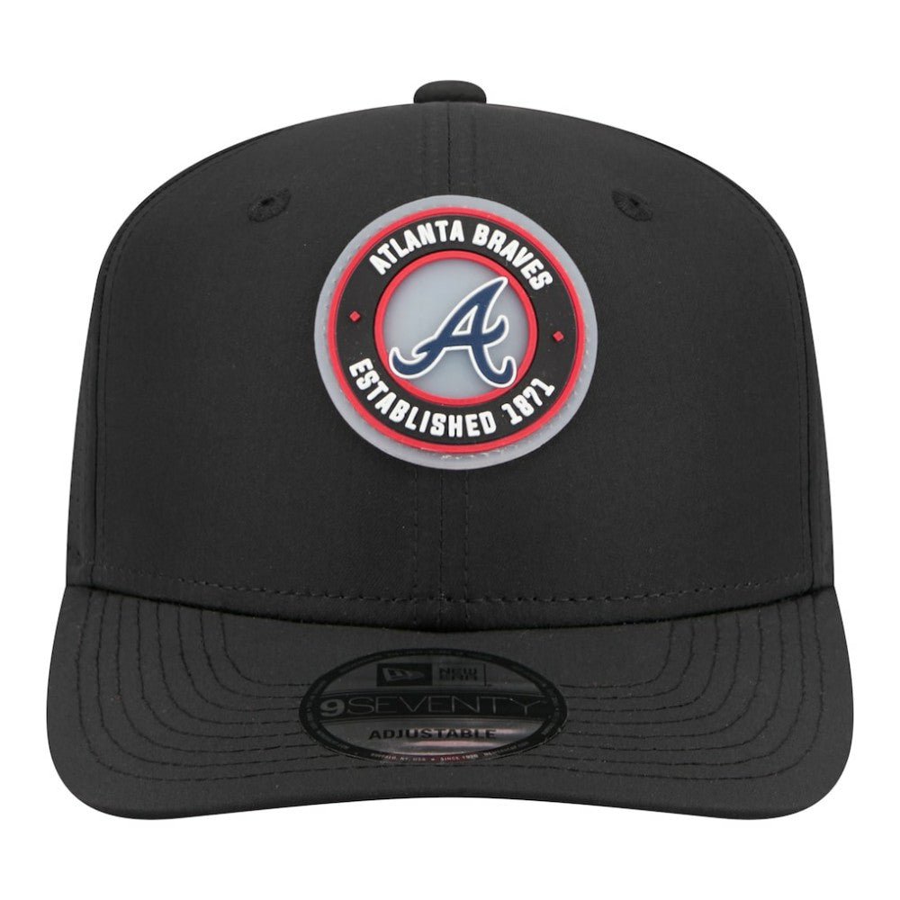 Atlanta Braves Circle 9SEVENTY Adjustable Hat Black | New Era