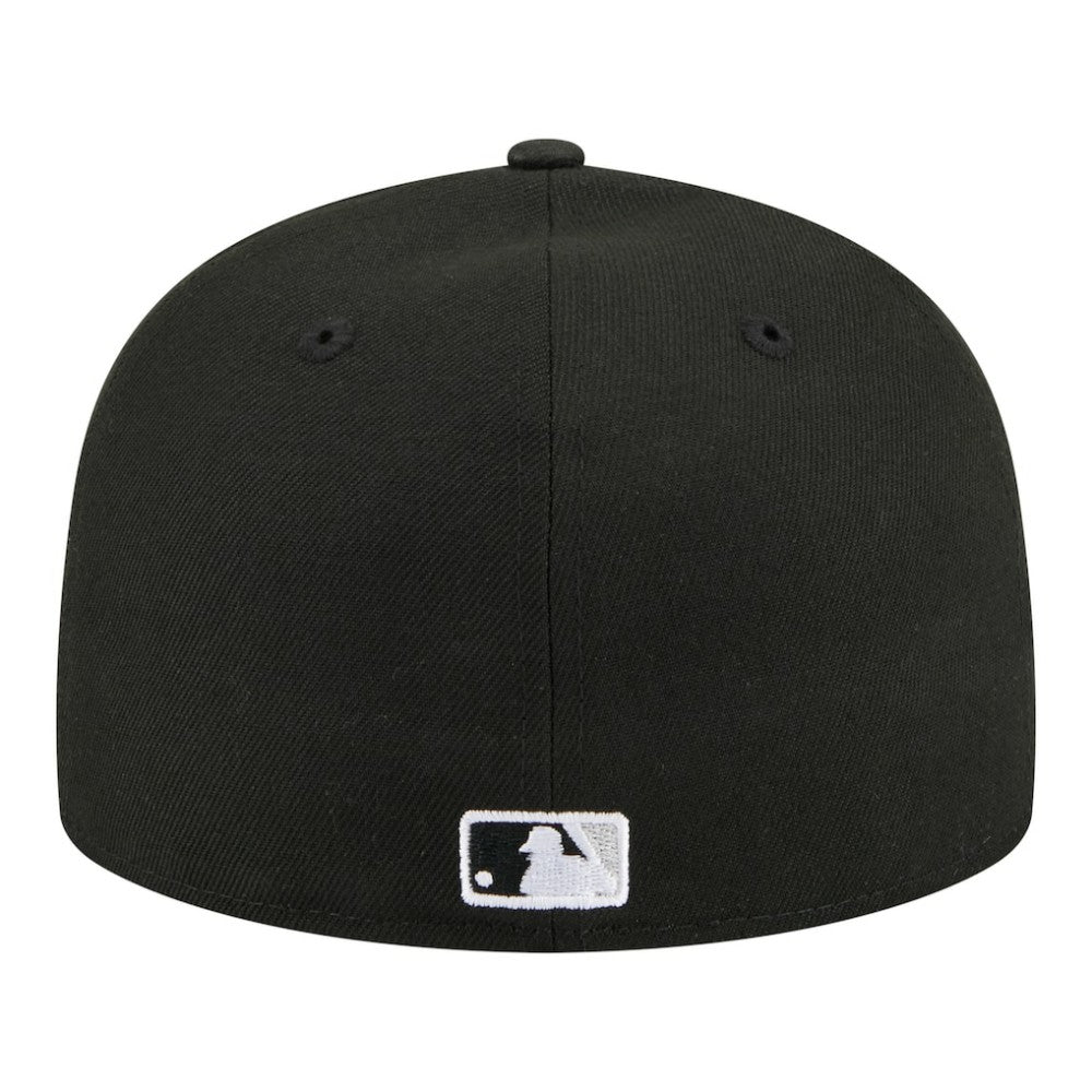 Chicago White Sox City Patch 59FIFTY Fitted Hat Black | New Era
