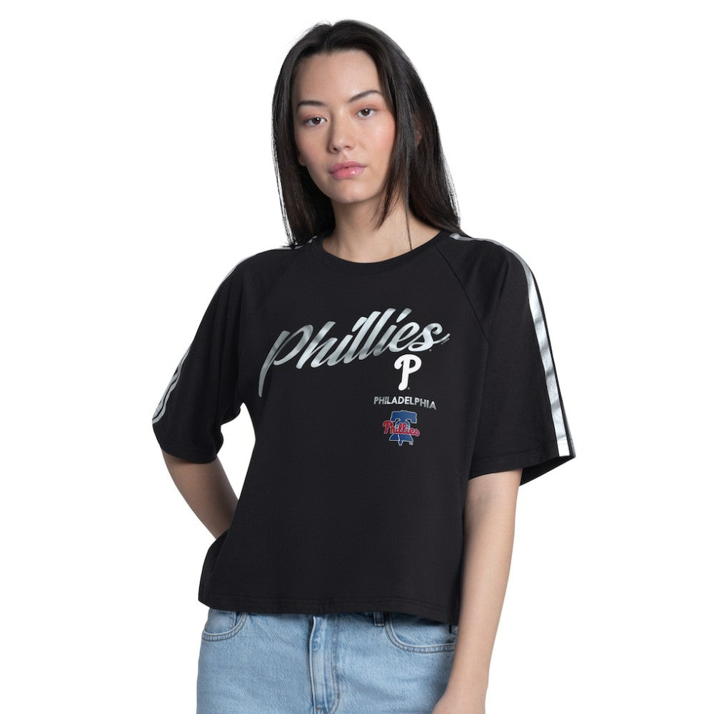 Philadelphia Phillies G-III 4Her by Carl Banks Women's Classic Play Cropped T-Shirt Black