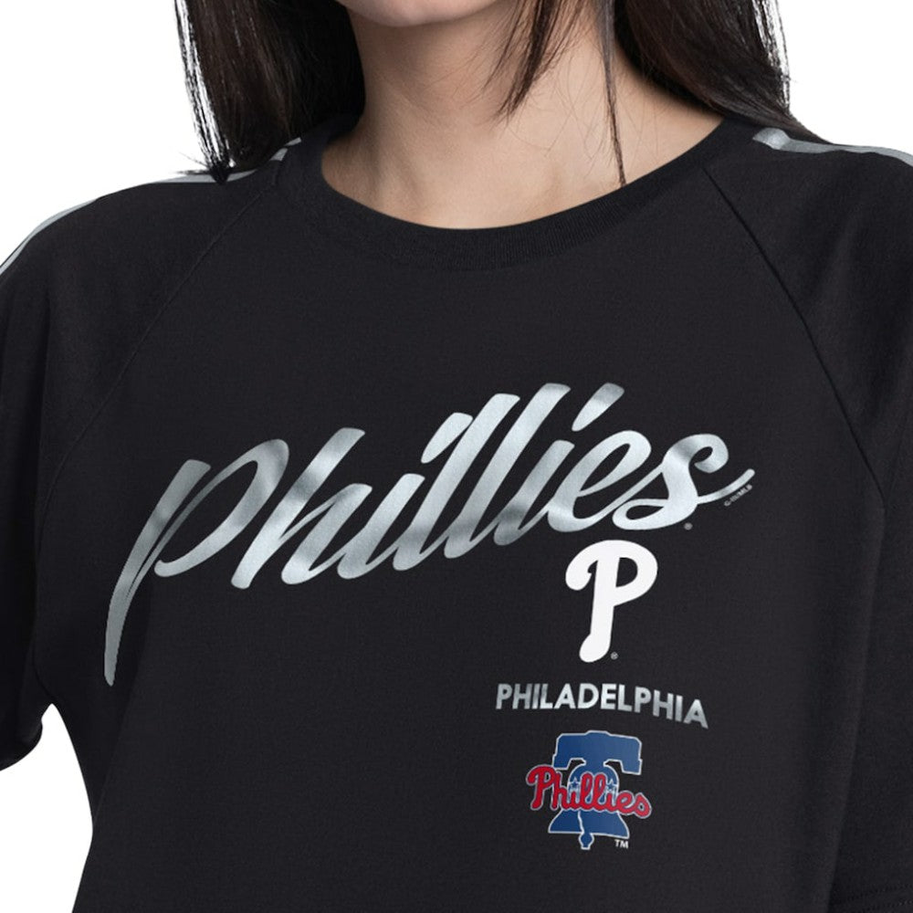 Philadelphia Phillies G-III 4Her by Carl Banks Women's Classic Play Cropped T-Shirt Black