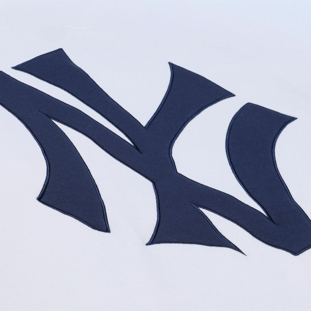 New York Yankees Arctic Fleece Sweatshirt White | Mitchell & Ness