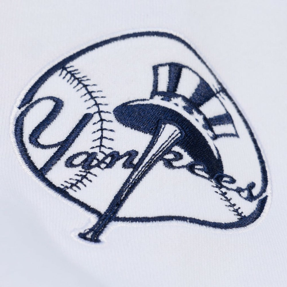 New York Yankees Arctic Fleece Sweatshirt White | Mitchell & Ness