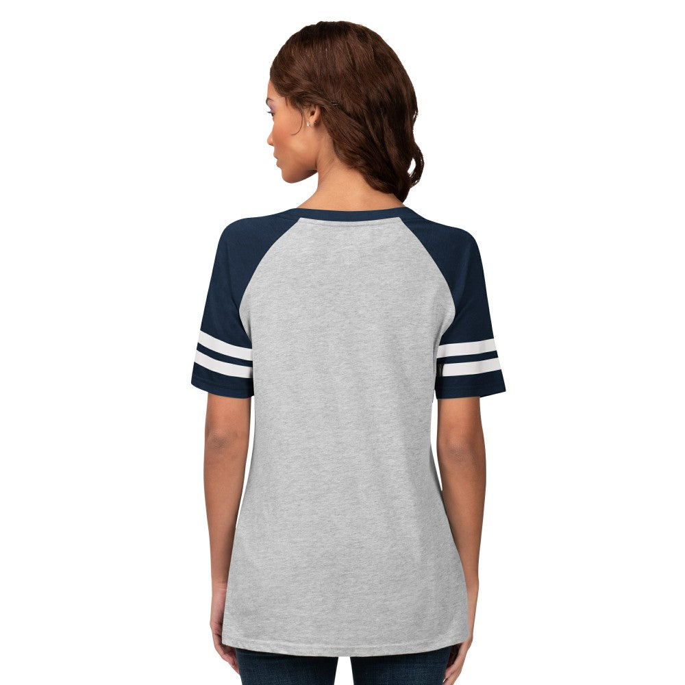 Milwaukee Brewers G-III 4Her by Carl Banks Women's Goal Line Raglan V-Neck T-Shirt Heather Gray