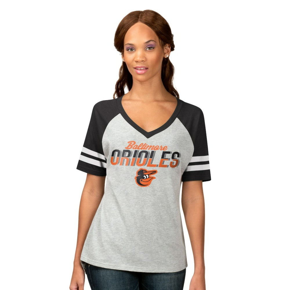 Baltimore Orioles G-III 4Her by Carl Banks Women's Goal Line Raglan V-Neck T-Shirt Heather Gray