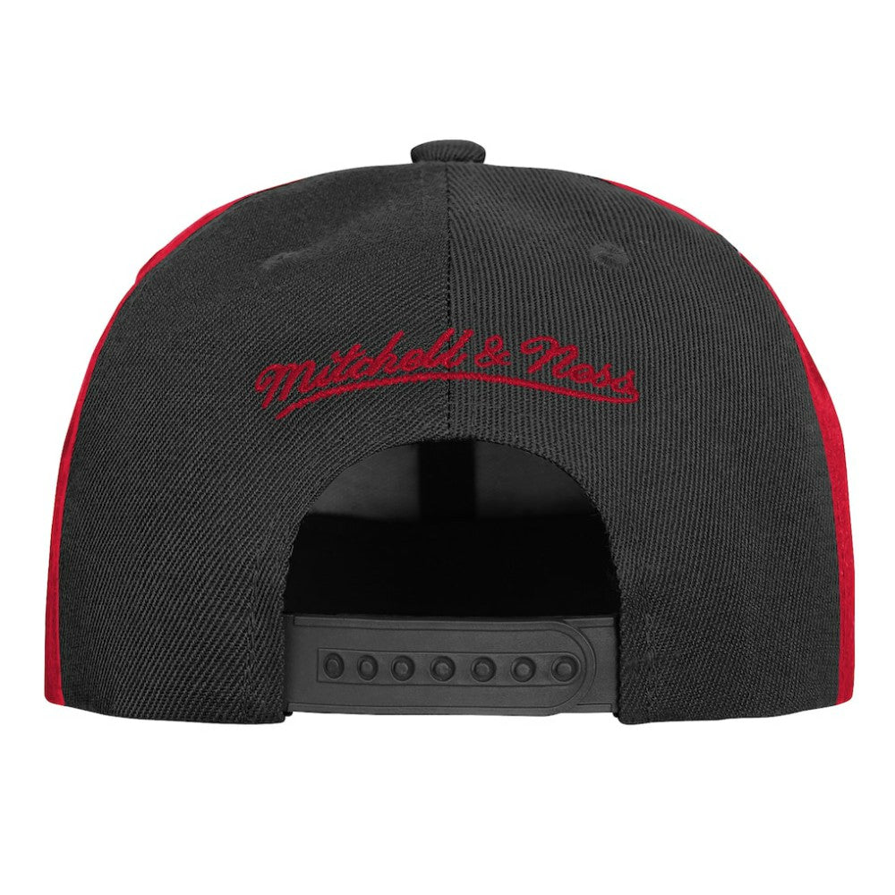 Chicago Blackhawks Mitchell & Ness Youth Mascot Snapback Hat Red