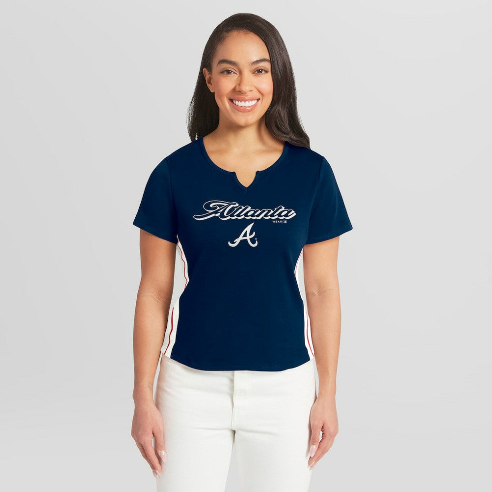Atlanta Braves WEAR by Erin Andrews Women's Notch Neck Cropped T-Shirt Navy