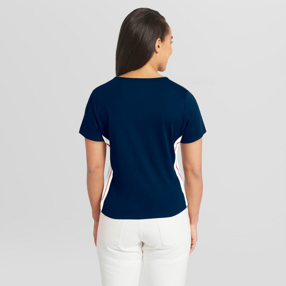 Boston Red Sox WEAR by Erin Andrews Women's Notch Neck Cropped T-Shirt Navy