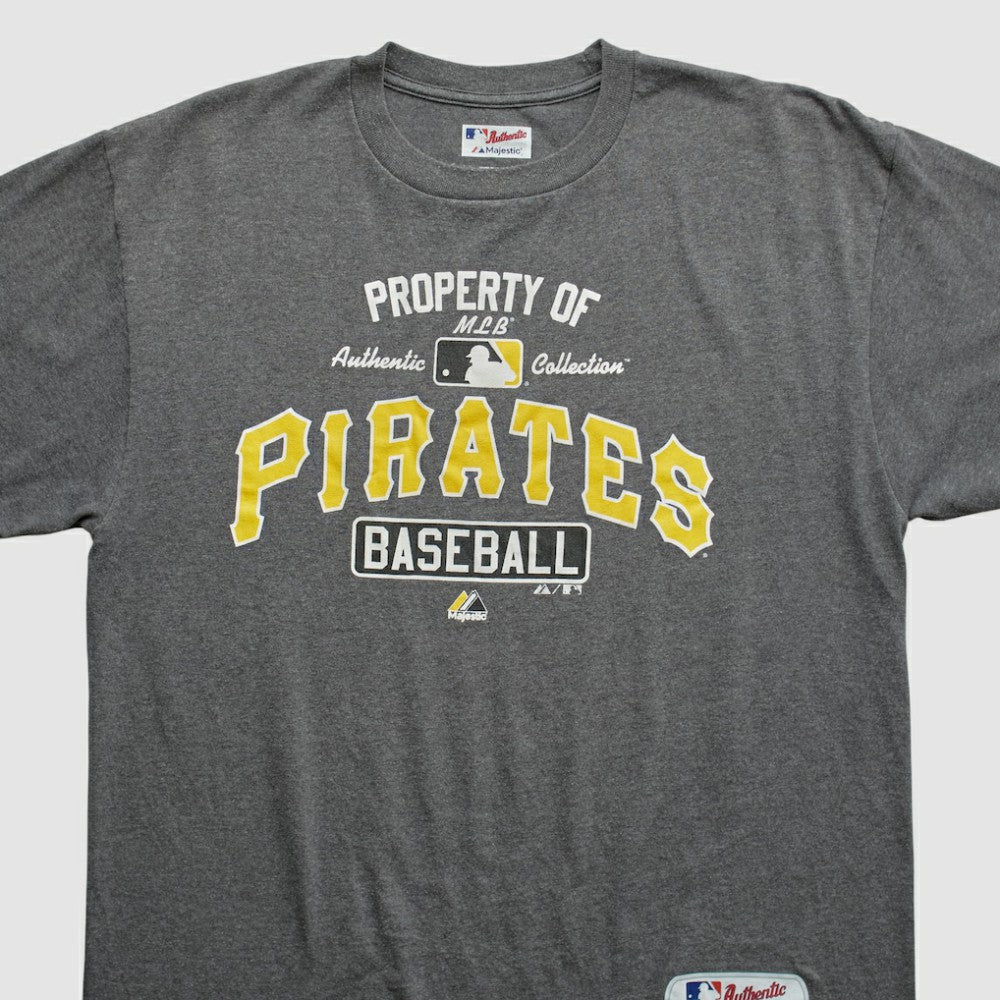 Pittsburgh Pirates Majestic 2010s T-shirt Dark Heather Gray Vintage