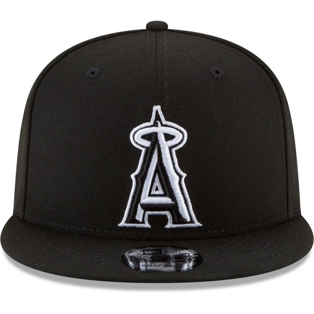 Los Angeles Angels Black & White 9FIFTY Snapback Hat Black | New Era