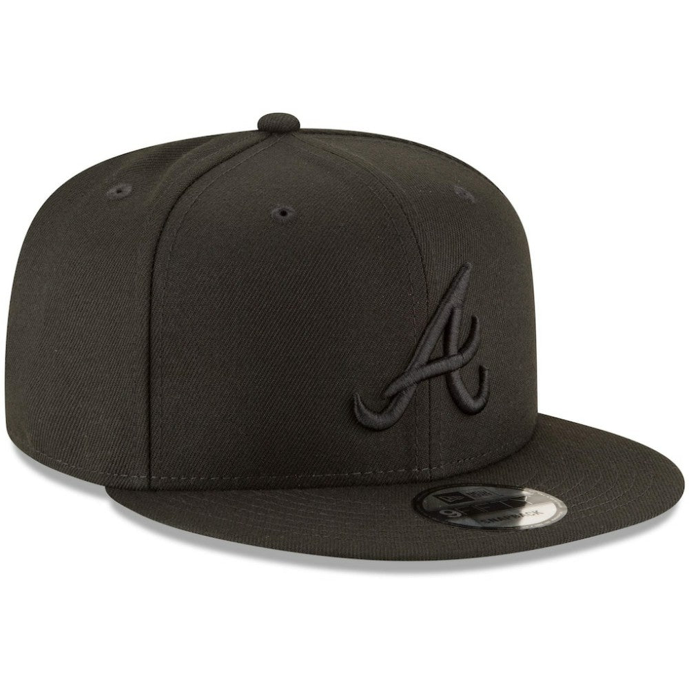 Atlanta Braves Black on Black 9FIFTY Team Snapback Adjustable Hat Black | New Era