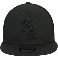 Chicago White Sox Black on Black 9FIFTY Team Snapback Adjustable Hat Black | New Era