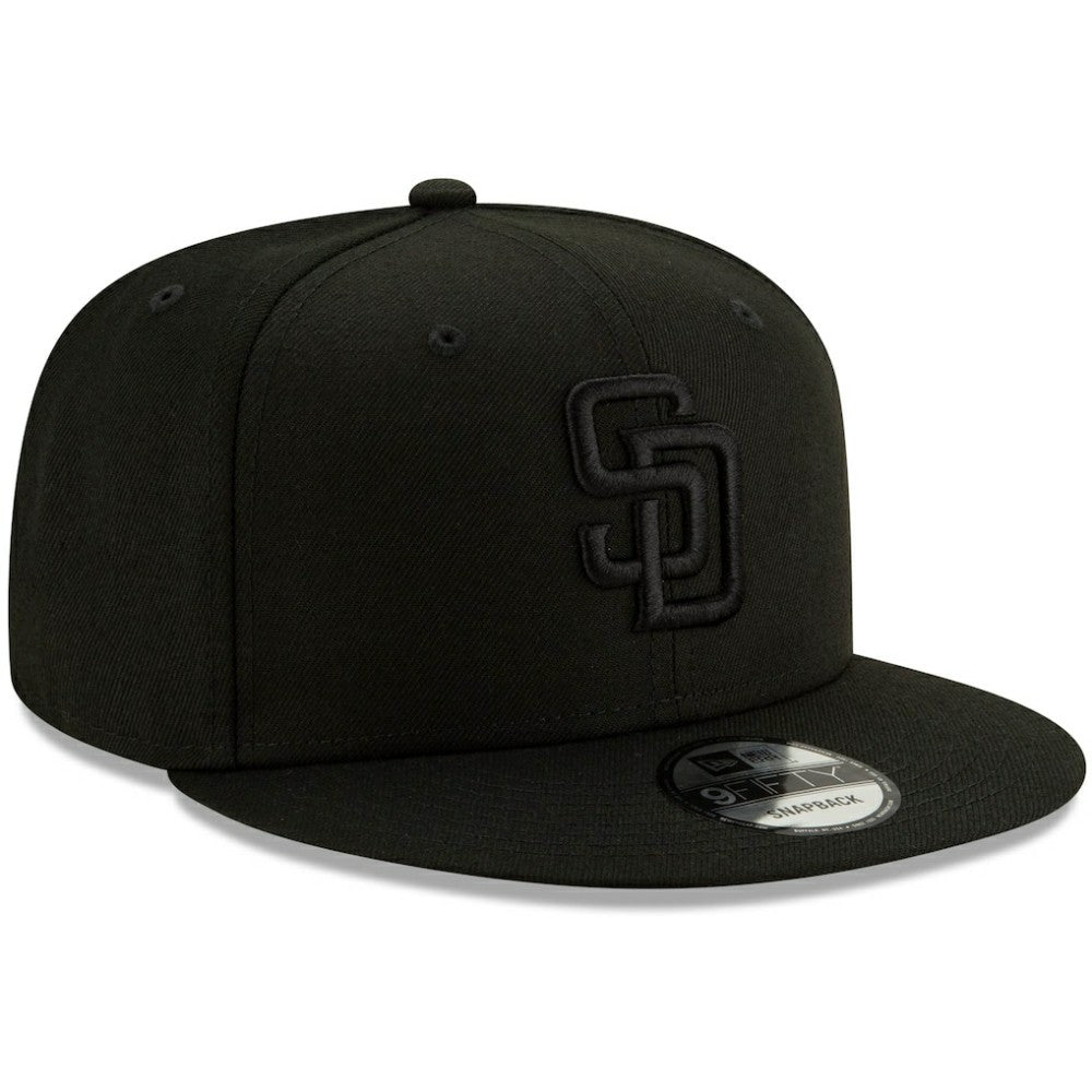 San Diego Padres Black on Black 9FIFTY Snapback Adjustable Hat Black | New Era