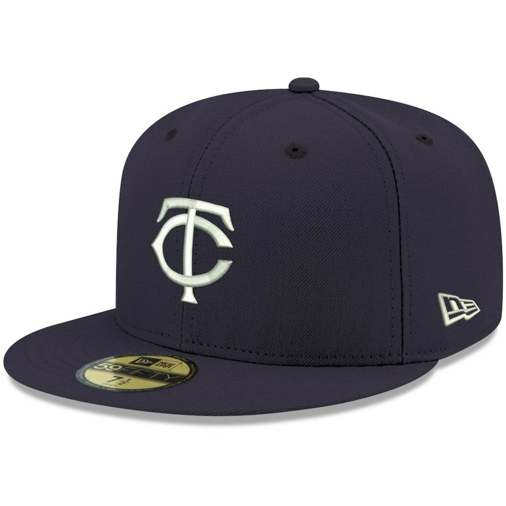 Minnesota Twins White Logo 59FIFTY Fitted Hat Navy | New Era