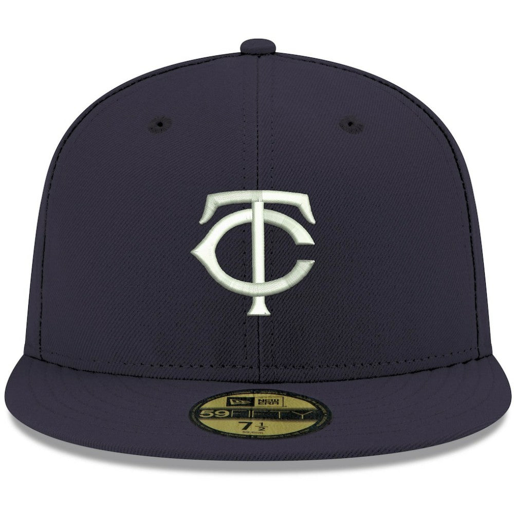 Minnesota Twins White Logo 59FIFTY Fitted Hat Navy | New Era