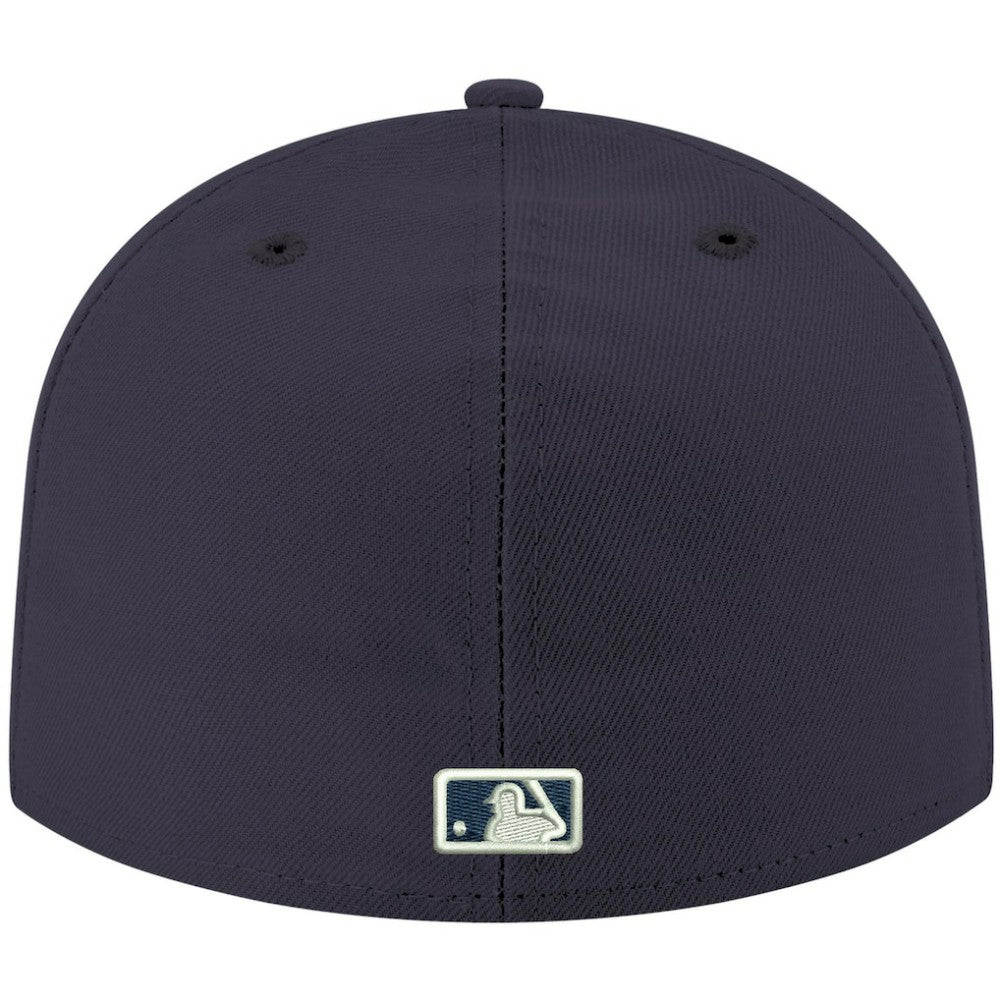 Boston Red Sox White Logo 59FIFTY Fitted Hat Navy | New Era