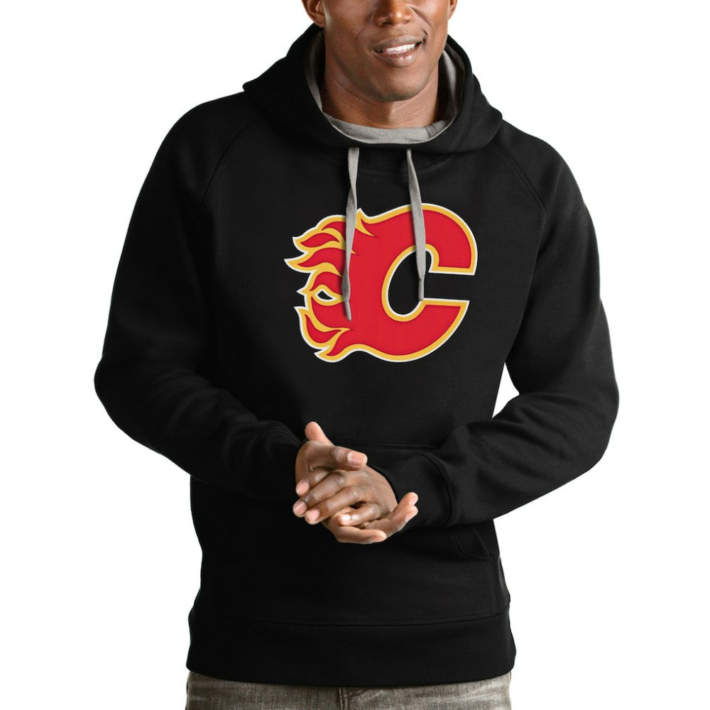 Calgary Flames Antigua Logo Victory Pullover Hoodie Black