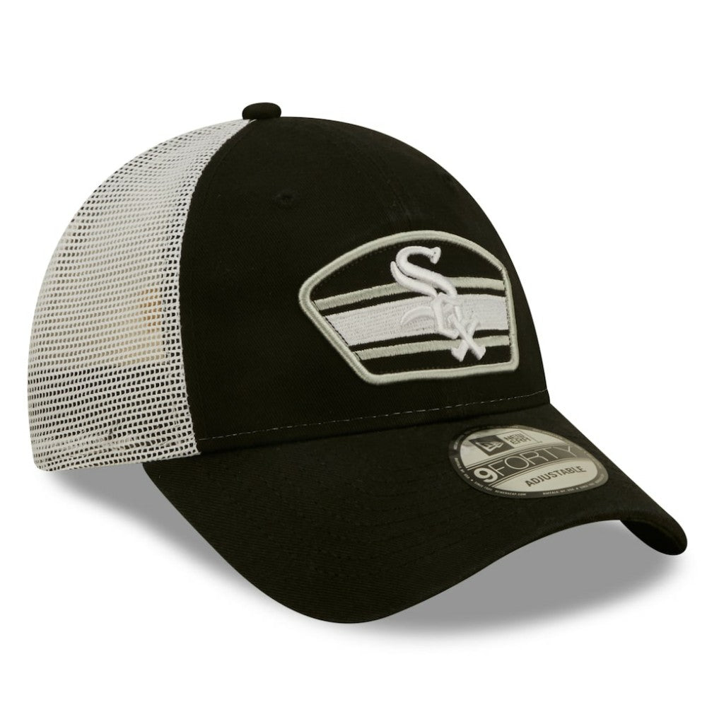 Chicago White Sox Logo Patch 9FORTY Trucker Snapback Hat Black/White | New Era