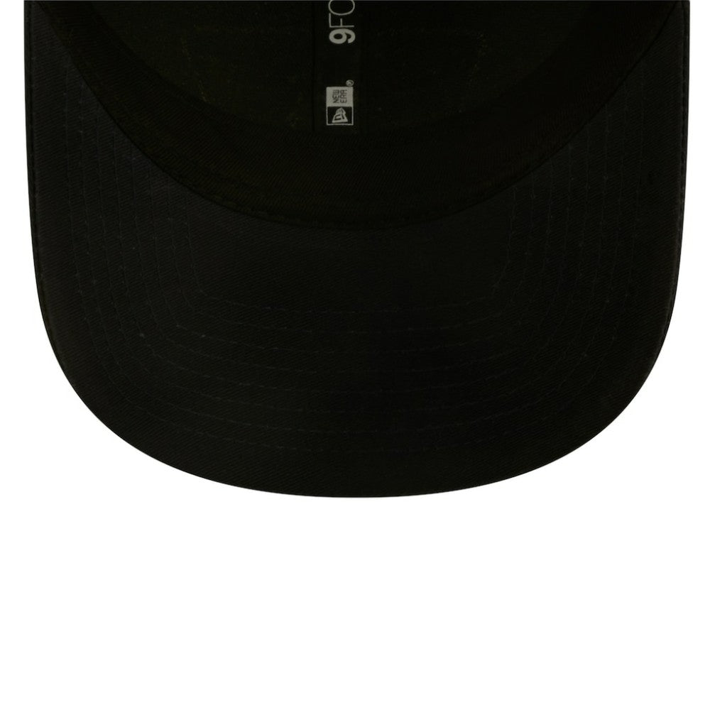 Chicago White Sox Logo Patch 9FORTY Trucker Snapback Hat Black/White | New Era
