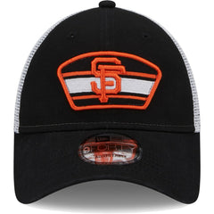 San Francisco Giants Logo Patch 9FORTY Trucker Snapback Hat Black/White | New Era