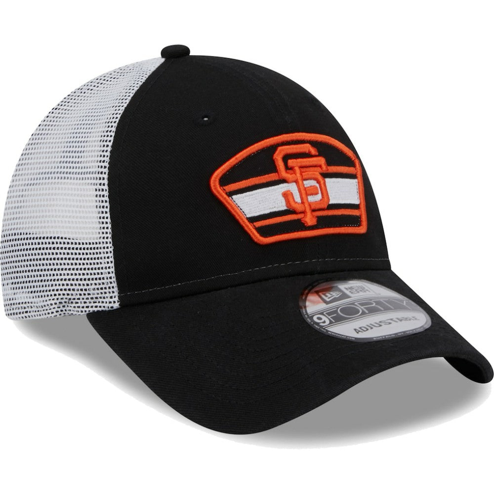 San Francisco Giants Logo Patch 9FORTY Trucker Snapback Hat Black/White | New Era