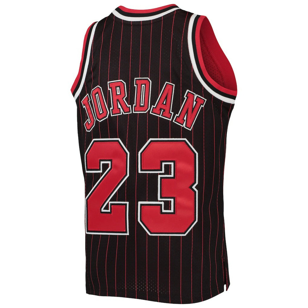 Michael Jordan Chicago Bulls Youth 1996-97 Hardwood Classics Authentic Jersey sale - Black/Red