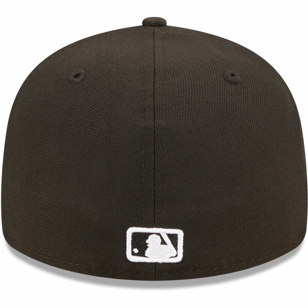 Milwaukee Brewers Black & White Low Profile 59FIFTY Fitted Hat | New Era