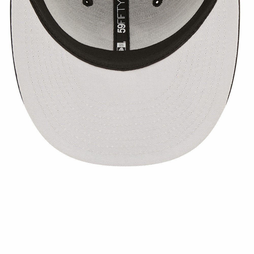 Milwaukee Brewers Black & White Low Profile 59FIFTY Fitted Hat | New Era