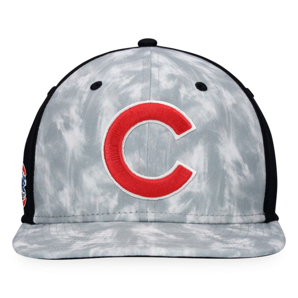 Chicago Cubs Majestic Smoke Dye Snapback Hat Gray